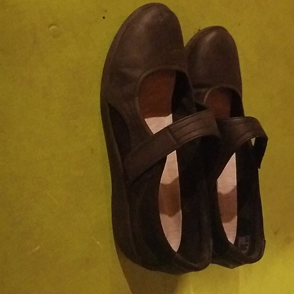 Clark's shoes